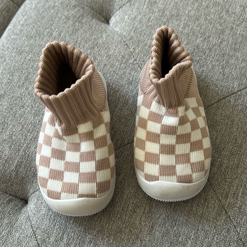 Slip on Sock Liner Shoes